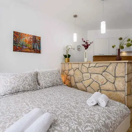 Apartman In 45285 Drenje (Istria)